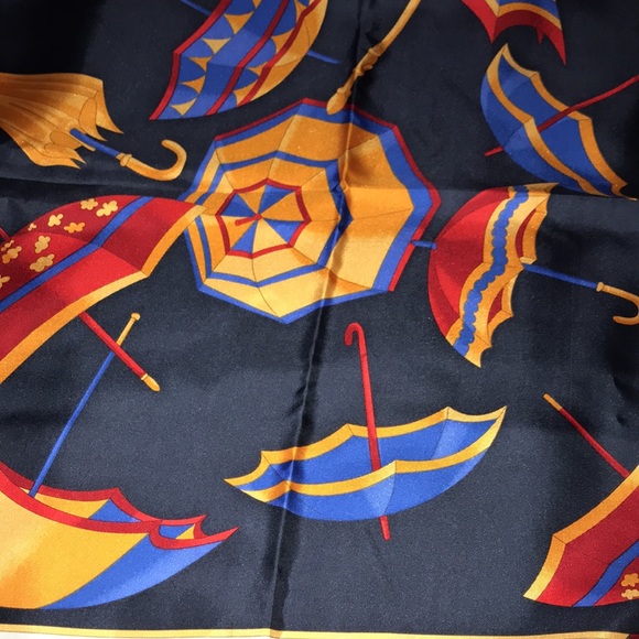 100% Silk Scarf made in Italy - Picture 5 of 5